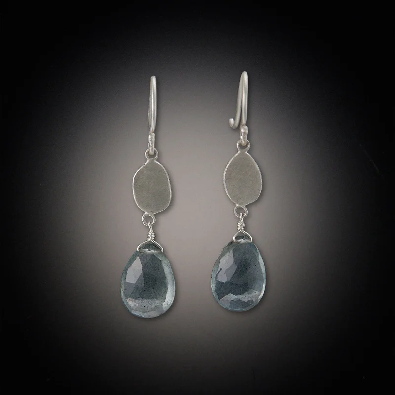 Moss Aquamarine Silver Disk Earrings