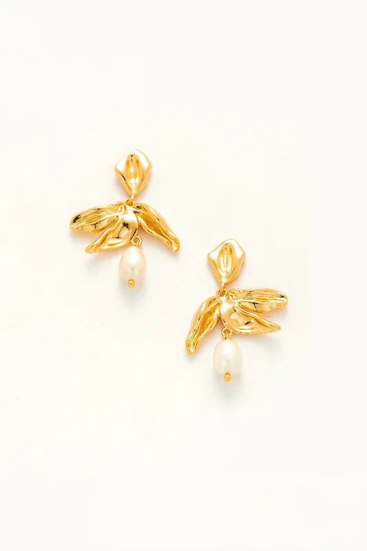 Leaves Pearl Drop Earrings