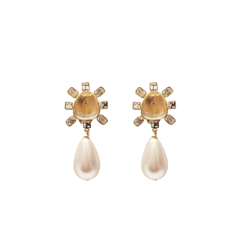 Clear Crystal Cabochon Center Pearl Drop Clip Earring